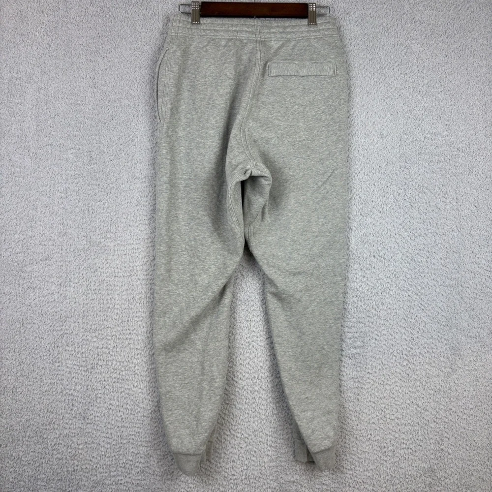 Nike Joggers Mens Small Gray Sportswear Club Fleece Embroidered Swoosh Sweatpant